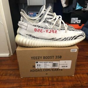 Yeezy 350 V2 zebras